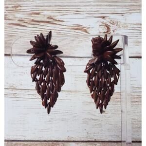 Vintage Screw On Earrings - Unusual Brown